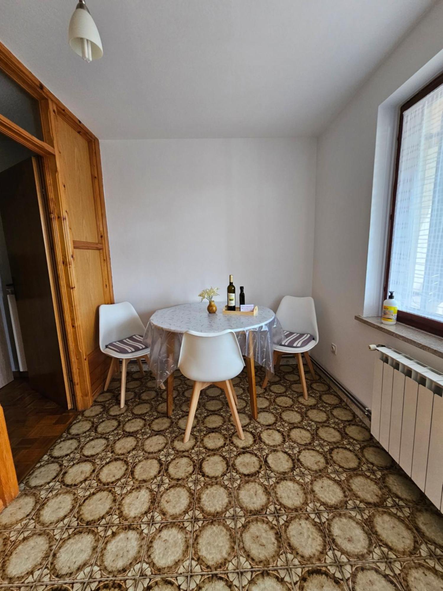شقة Apartmaji In Vinogradnistvo Klobas Sečovlje المظهر الخارجي الصورة