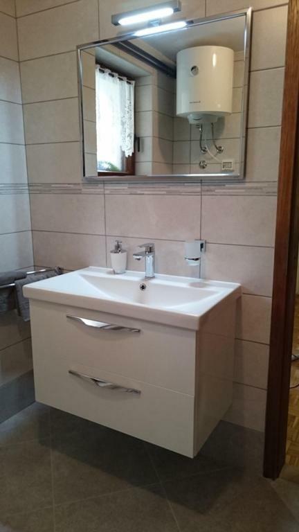 شقة Apartmaji In Vinogradnistvo Klobas Sečovlje المظهر الخارجي الصورة